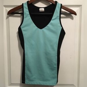 So Sporty Workout Top. Size S
